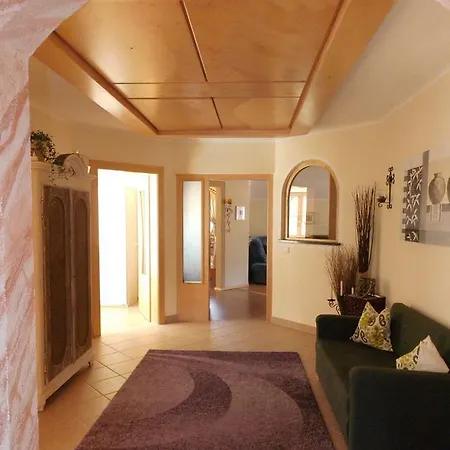 Brandl Apartment *